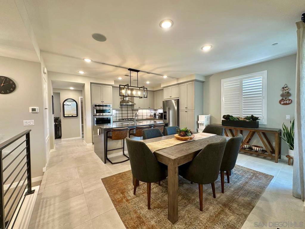 13085 Olympus Cir #2, Poway, CA 92064