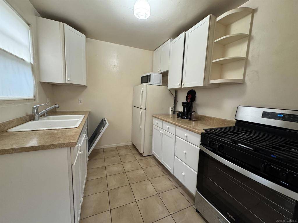 San Diego, CA 92109,Address not disclosed