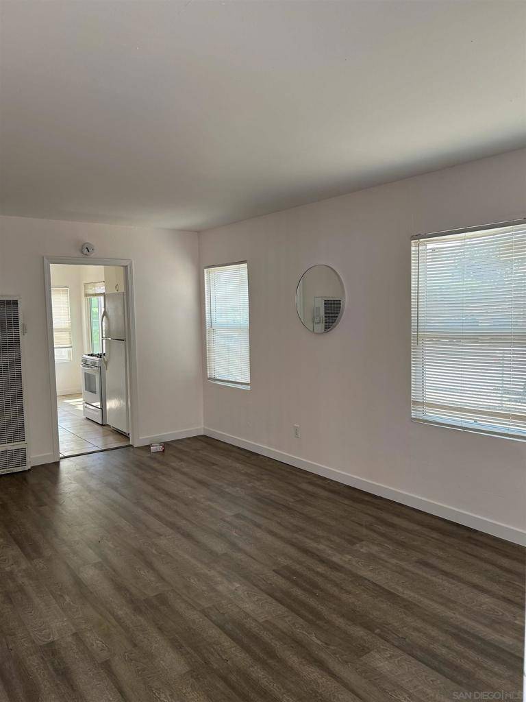 7041 Stanford Avenue, La Mesa, CA 91942