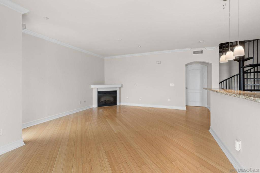 San Diego, CA 92101,1225 Island Ave #608