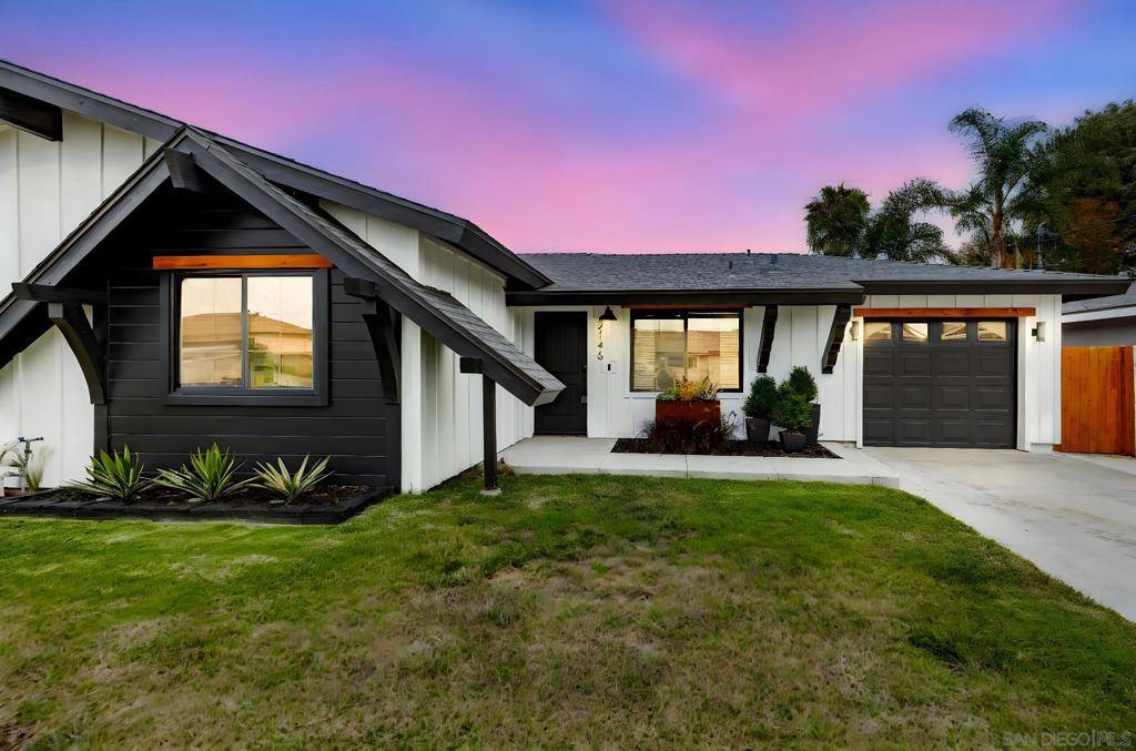 2146 Foster St, Oceanside, CA 92054