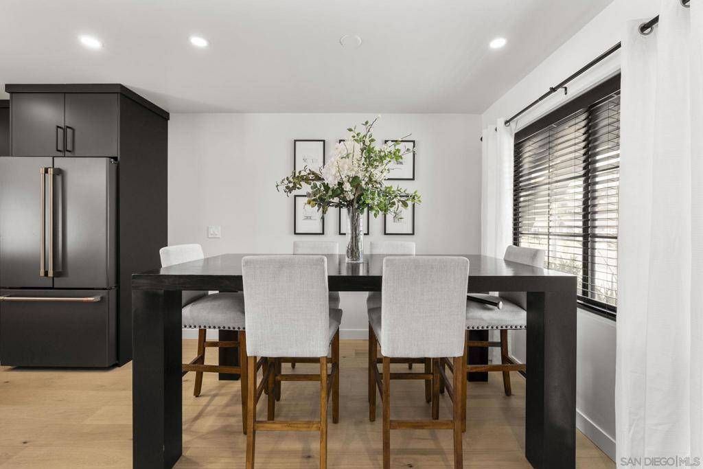Oceanside, CA 92054,2146 Foster St