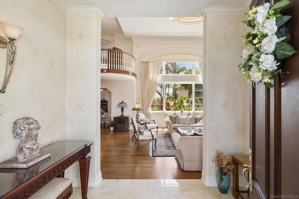 San Diego, CA 92106,617 Gage Drive