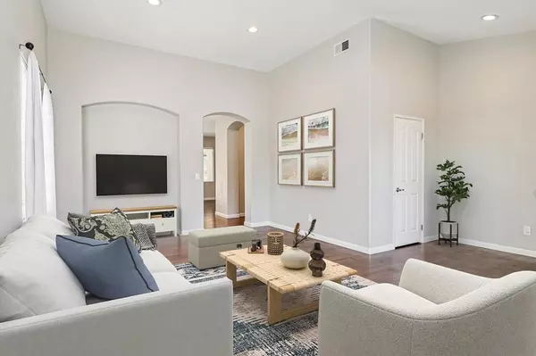 Oceanside, CA 92057,773 Aldea Dr