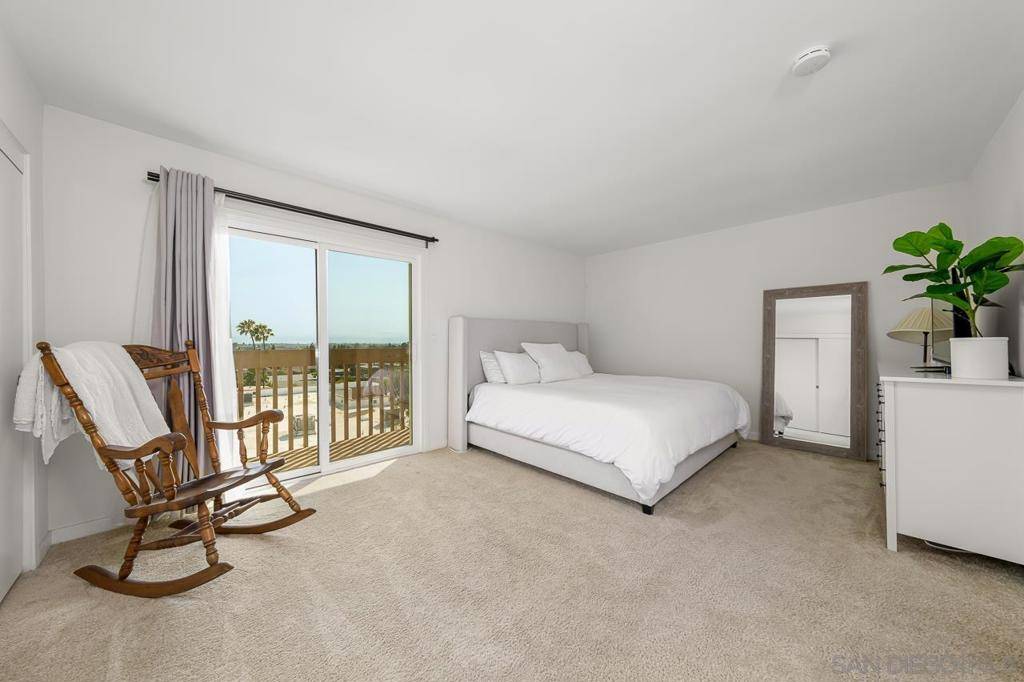 La Mesa, CA 91942,5800 Lake Murray Blvd #68