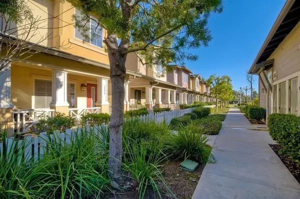 Escondido, CA 92025,1593 S Escondido Blvd
