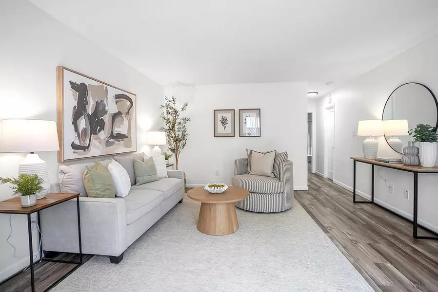 6602 Beadnell Way #12, San Diego, CA 92117