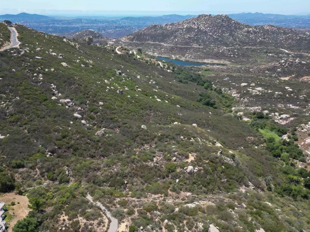 Ramona, CA 92065,0 Highland Valley Road