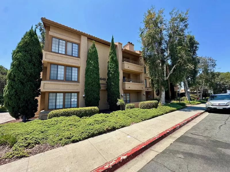 5649 Lake Park Way #304, La Mesa, CA 91942