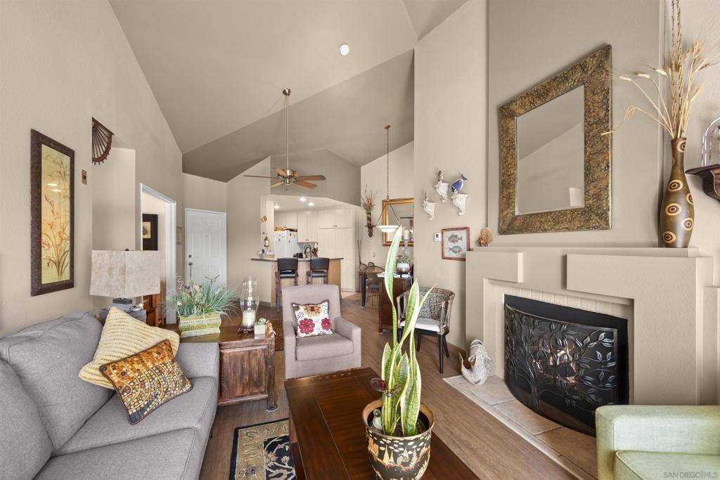 San Diego, CA 92111,7243 Camino Degrazia Unit 56