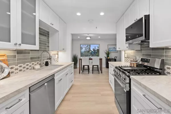 San Diego, CA 92116,4386 Argos Dr