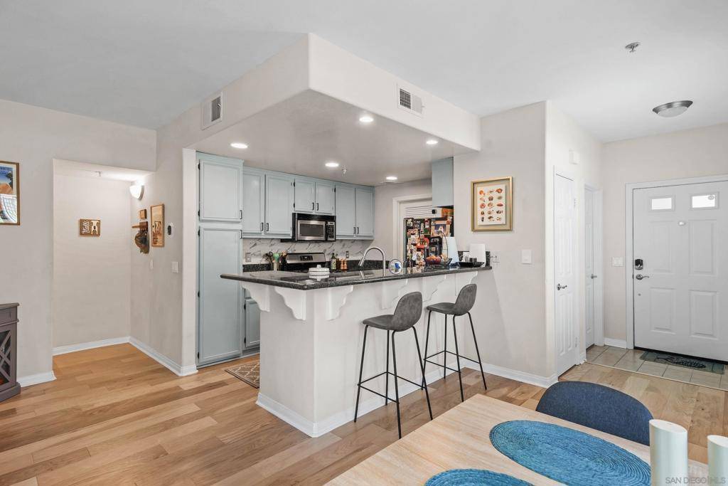 San Diego, CA 92128,13039 Evening Creek Dr S #36