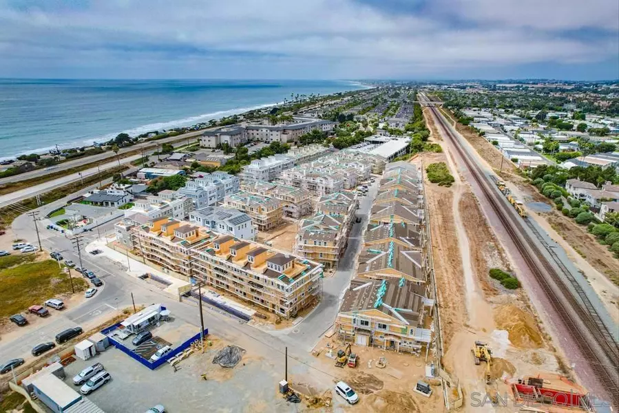 7504 Ponto Road, Carlsbad, CA 92011