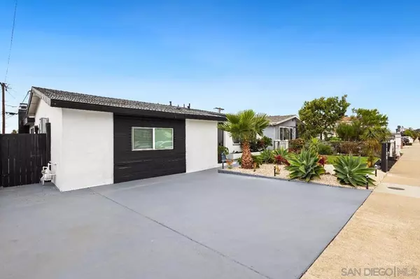San Diego, CA 92111,3556 Antiem St