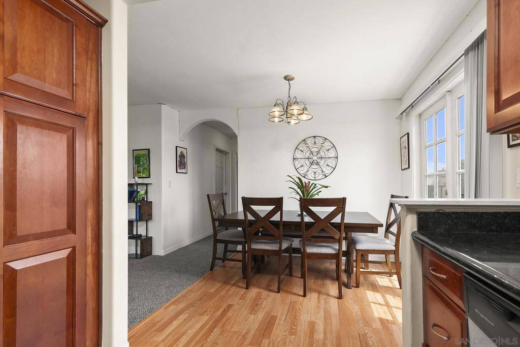 El Cajon, CA 92020,605 S MOLLISON #205