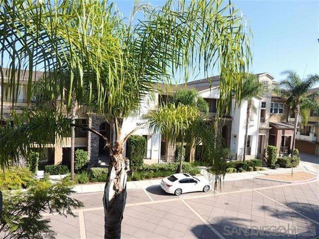 San Diego, CA 92123,5076 Plaza Promenade