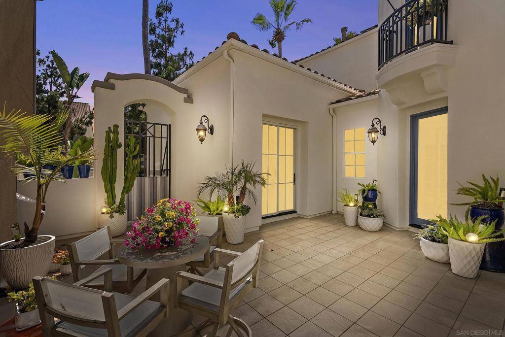 2742 Laning Rd, San Diego, CA 92106