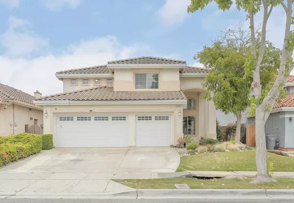 1910 Burgundy Way, Salinas, CA 93906