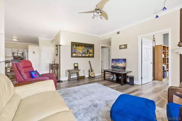 San Diego, CA 92128,18577 Caminito Pasadero #408