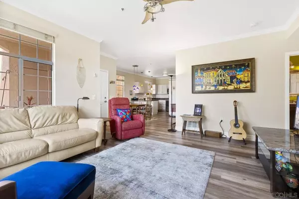 San Diego, CA 92128,18577 Caminito Pasadero #408