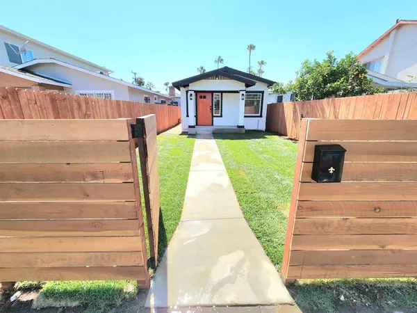 San Diego, CA 92105,3842 46th St