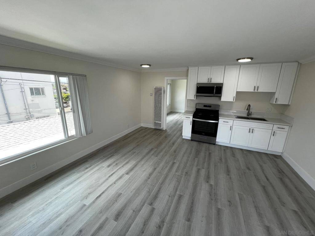 Oceanside, CA 92054,525 S S Freeman St