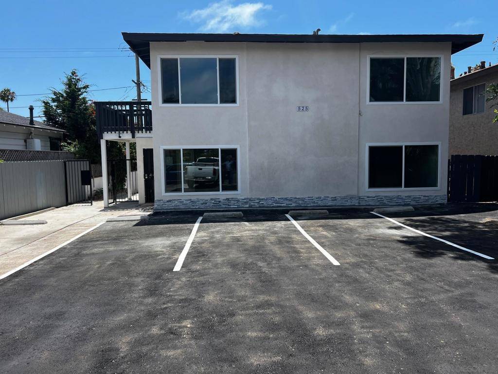 525 S S Freeman St, Oceanside, CA 92054