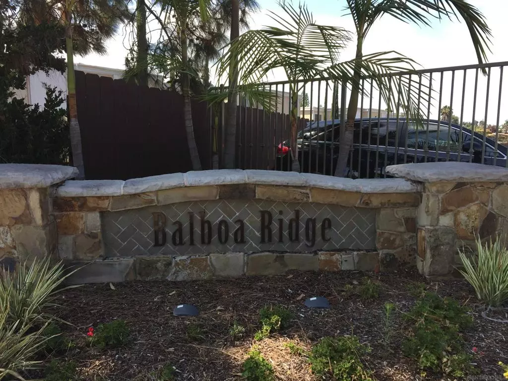 San Diego, CA 92117,5252 Balboa Arms Dr #271