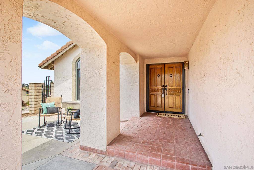 Chula Vista, CA 91910,1009 Paseo La Cresta