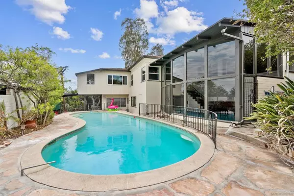 4811 E Alder Dr, San Diego, CA 92116
