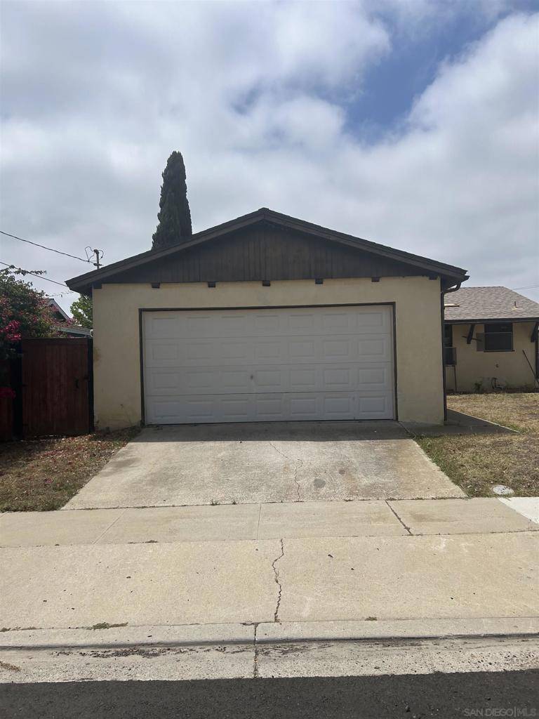 San Diego, CA 92111,2862 Mimika Pl