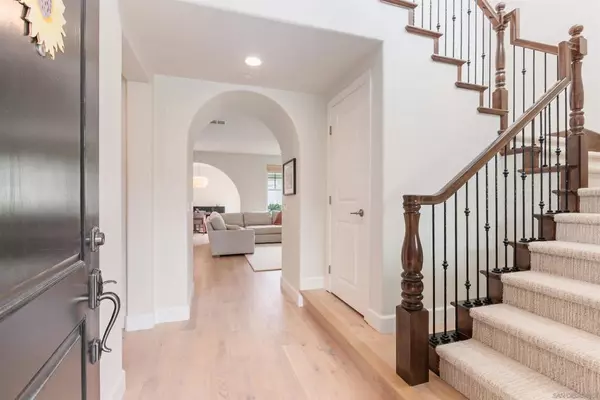 San Diego, CA 92130,13571 Lopelia Meadows Pl