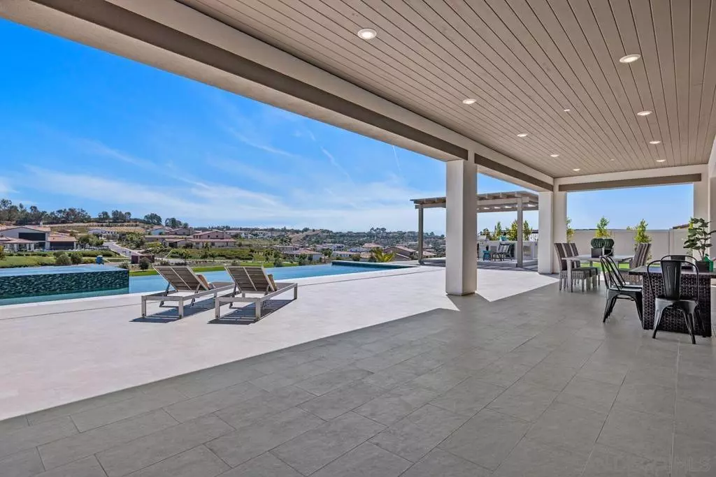 San Diego, CA 92127,8451 Hidden Cove Way