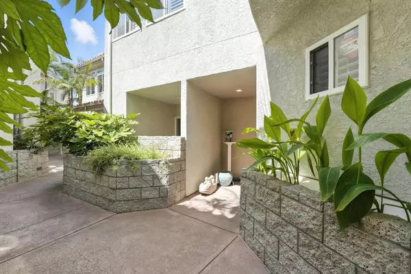 San Diego, CA 92109,3701 Riviera Dr #4