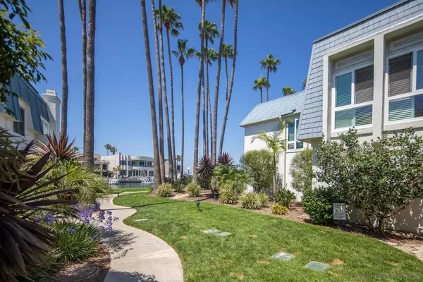 Coronado, CA 92118,37 Antigua Ct