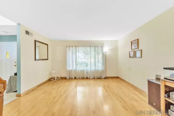 San Diego, CA 92131,10315 Moselle St.