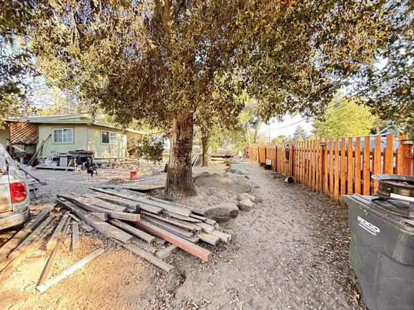 Campo, CA 91906,2465 Gladiola Dr.