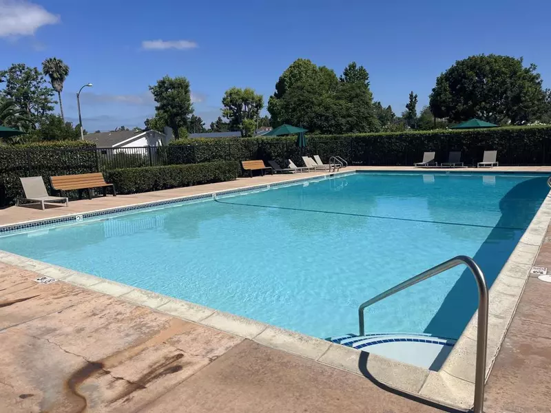 Encinitas, CA 92024