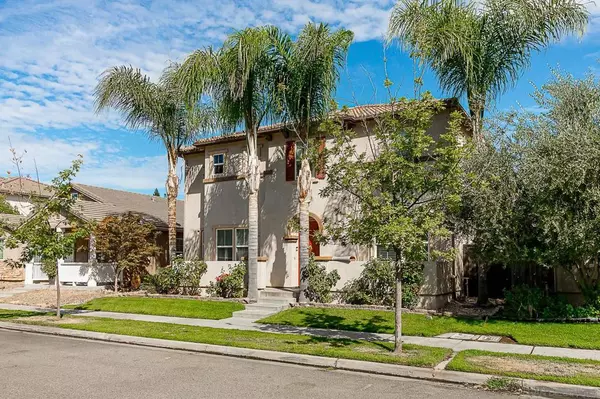 Oakdale, CA 95361,2376 Shire Way