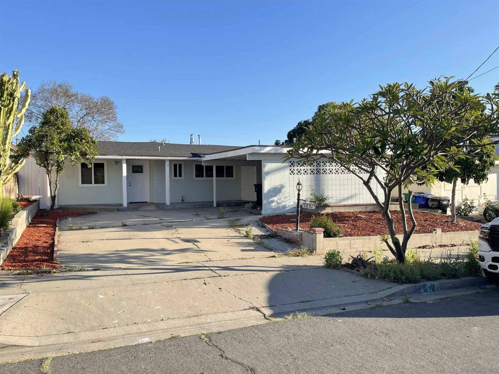 6891 Eberhart Street, San Diego, CA 92115