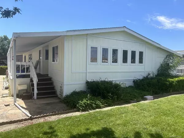 Oceanside, CA 92058,276 N El Camino Real #243