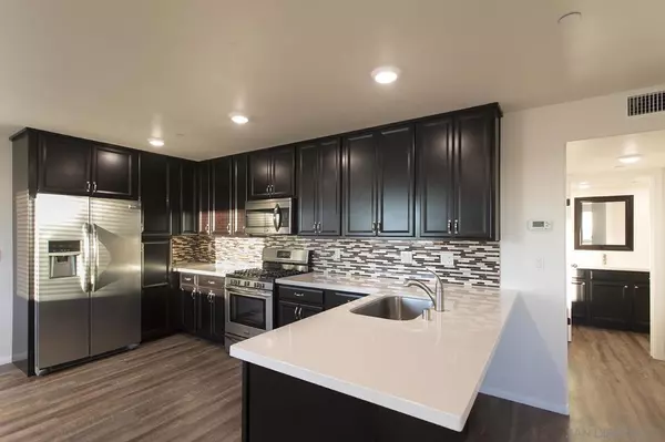 San Diego, CA 92110,5972 Lauretta Street