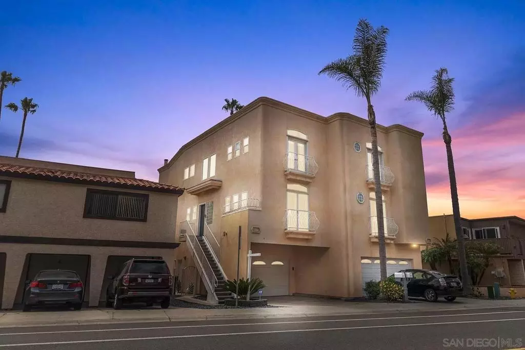 Carlsbad, CA 92008,4667 Park Dr. #2
