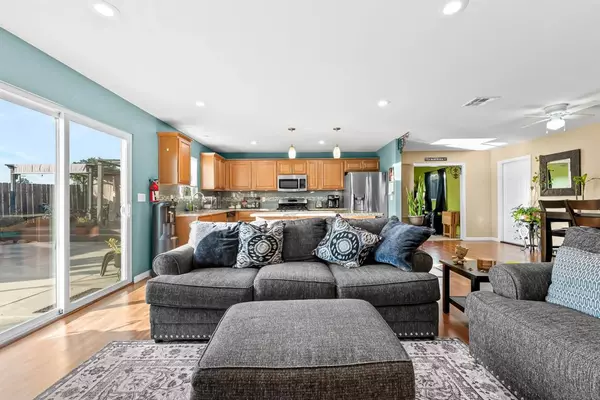 Lemon Grove, CA 91945,1818 La Corta St