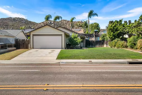 11010 El Nopal, Lakeside, CA 92040