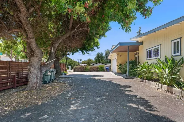 La Mesa, CA 91941,4236 Camino Paz