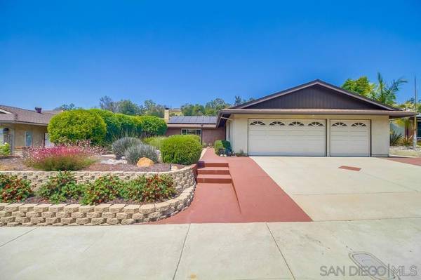 2242 Valley Lake Drive, El Cajon, CA 92020