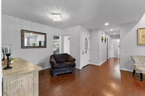 Santee, CA 92071,9209 Les Rd