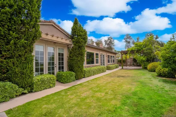 1052 Mountain Ash Ave #595-082-22-00, Chula Vista, CA 91914