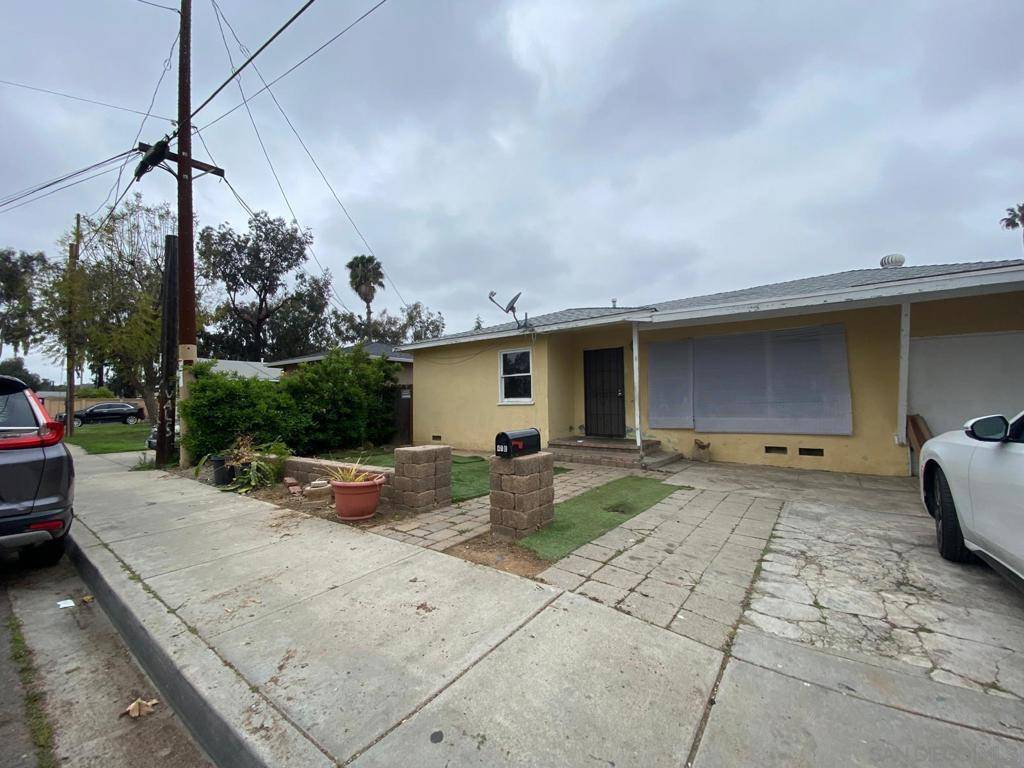 Escondido, CA 92025,410 W 15th Ave